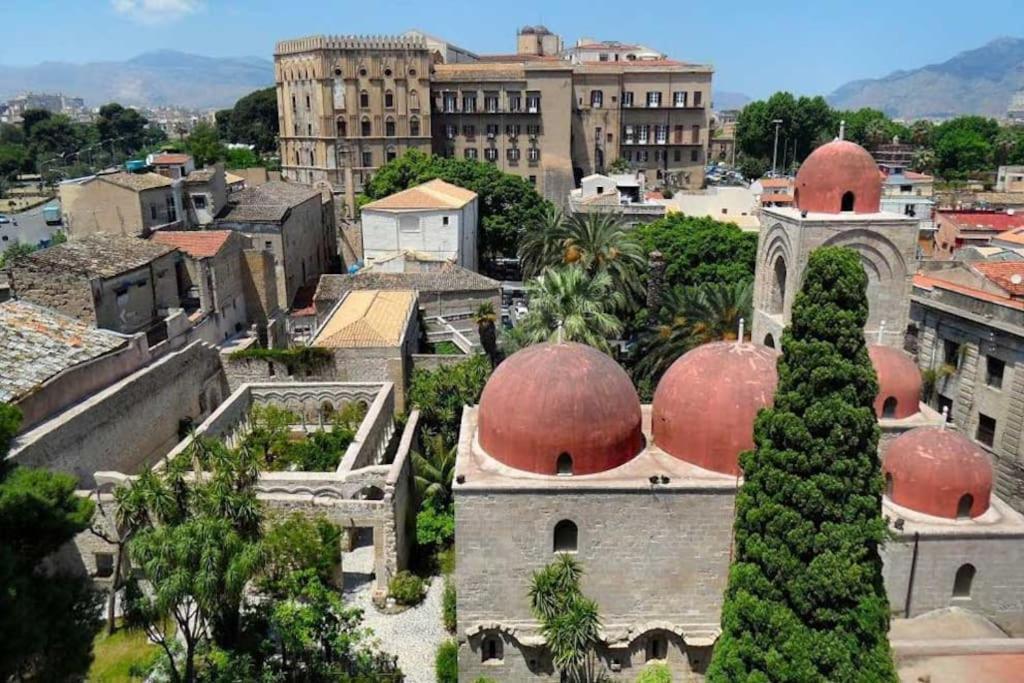 Appartamento Porta di Vicari with view in downtown Palermo Esterno foto